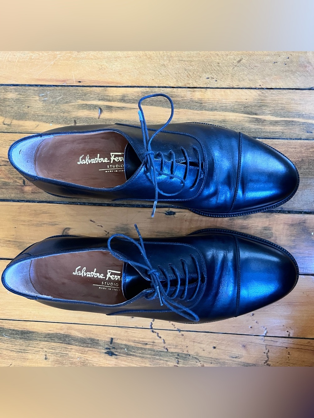 Salvatore Ferragamo Black Leather Cap-Toe Oxfords